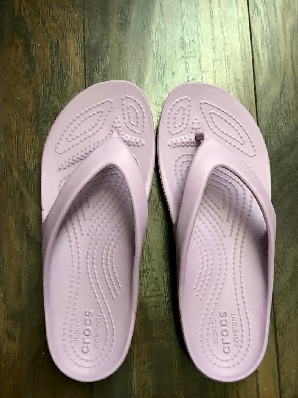 CROCS Women's Lavender Flip Flop for Sandals
